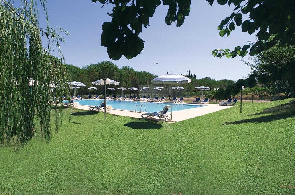 Ranch Hotel Scarlino Exterior foto