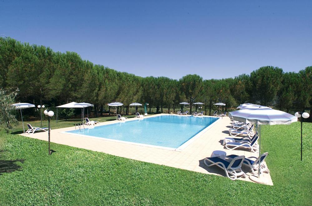 Ranch Hotel Scarlino Exterior foto